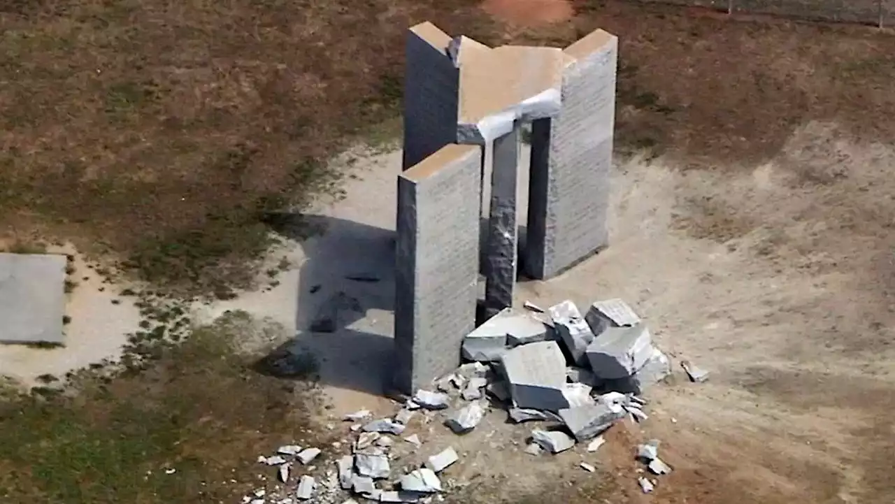 Unbekannte sprengen rätselhaftes Stein-Monument