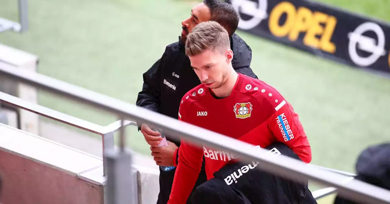 Droht Mitchell Weiser in Leverkusen die Tribüne?