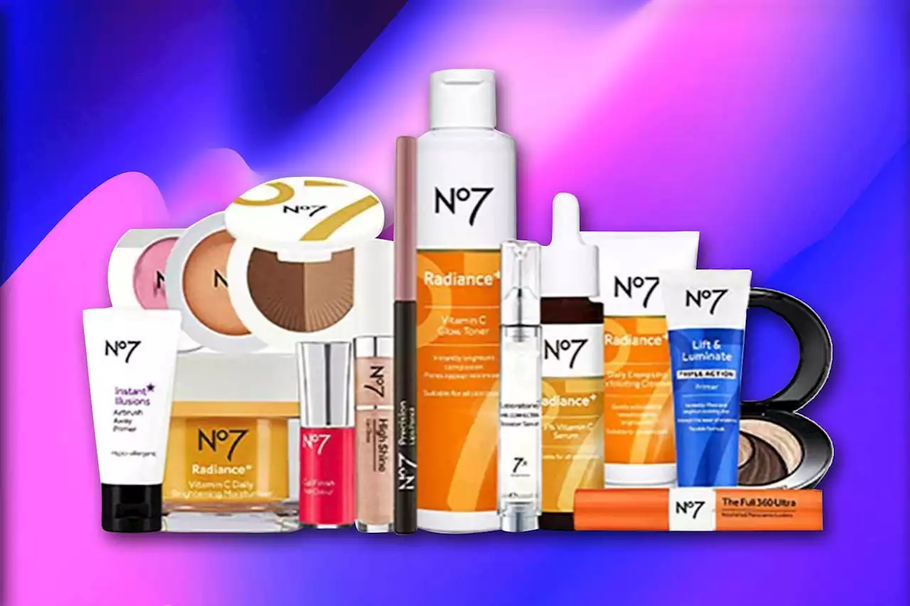 Boots No 7 Summer Bundle is worth £210 but it's on sale for £64