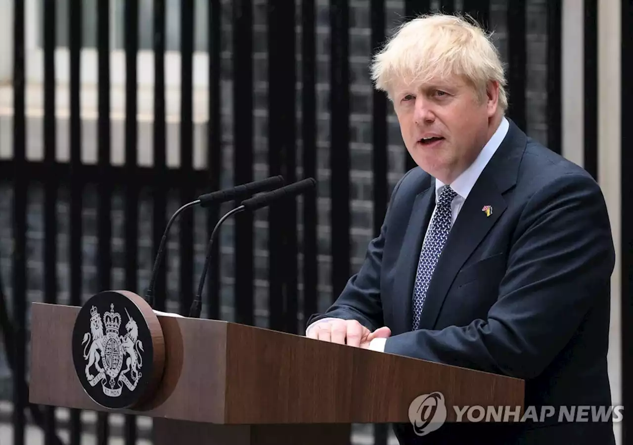 '존슨, 총리실서 바로 방 빼라' 압박 고조…야당 신임투표 추진 | 연합뉴스