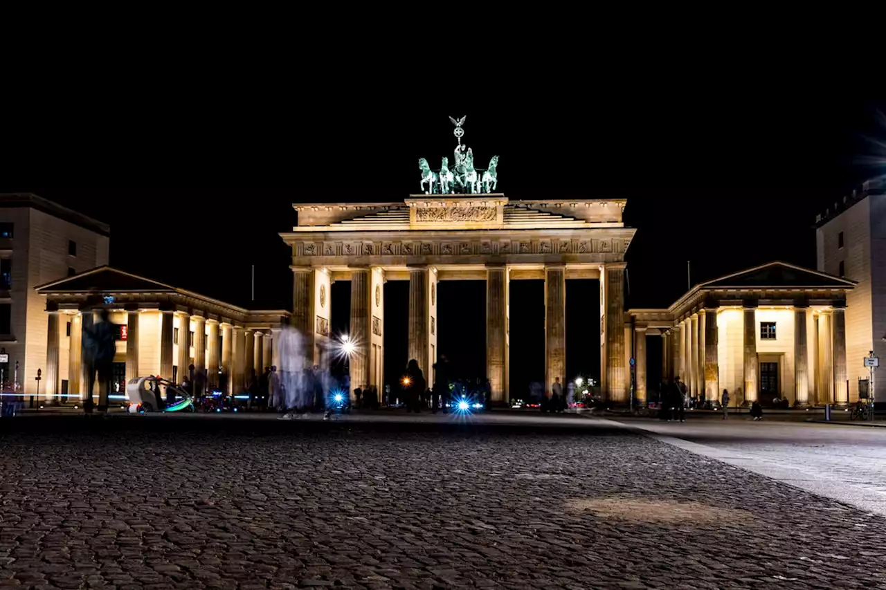 Berlin: FDP stellt Beleuchtung für Brandenburger Tor infrage