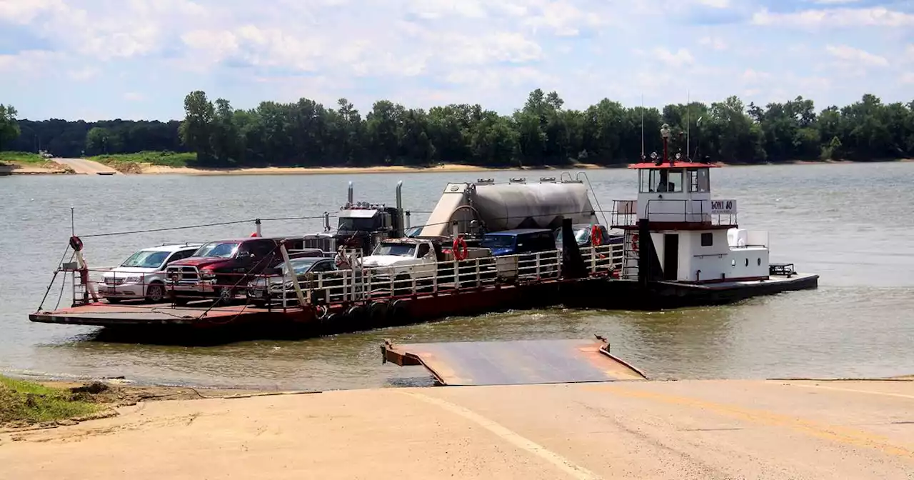 Contract reached to fund ferry linking Illinois and Kentucky