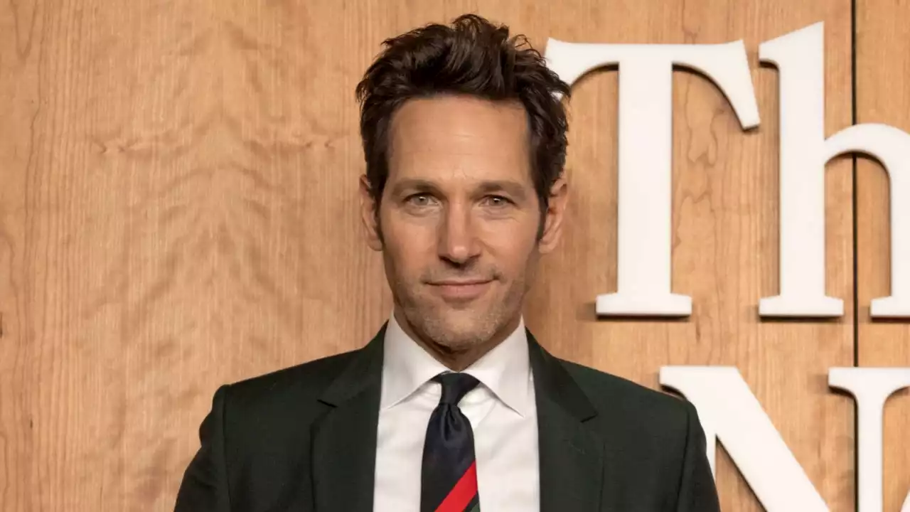 Paul Rudd Befriends Kid After Classmates Refuse to Sign His Yearbook