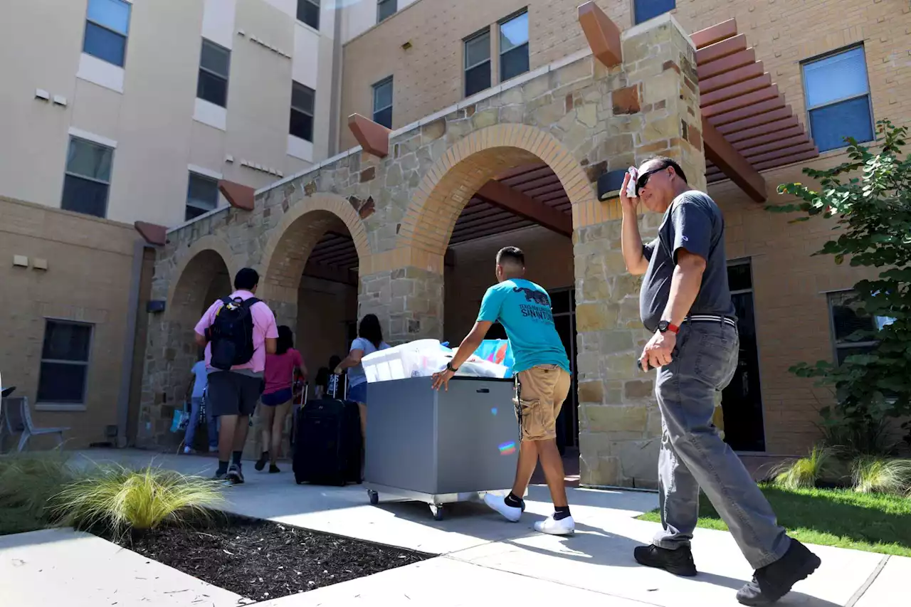 Near-record gift to A&M-San Antonio will bolster financial aid