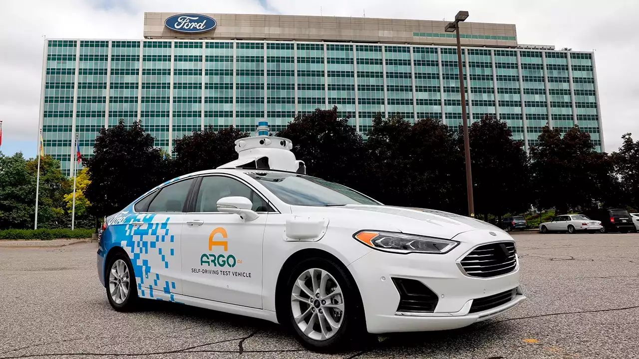 Driverless car startup lays off 150 workers