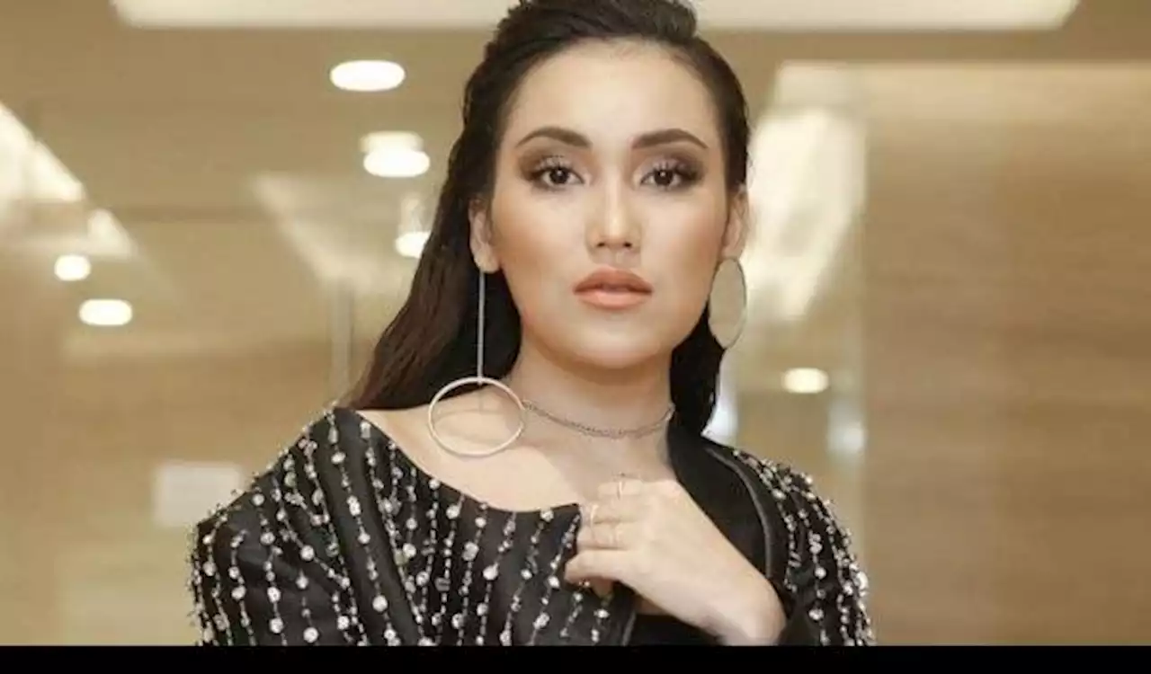 Rayakan Iduladha Hari Ini, Ayu Ting Ting Kurban Dua Sapi