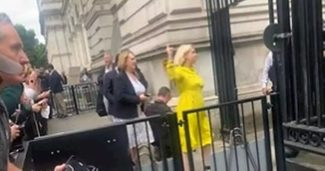 Tory MP Andrea Jenkyns appears to stick middle finger up at Boris booers