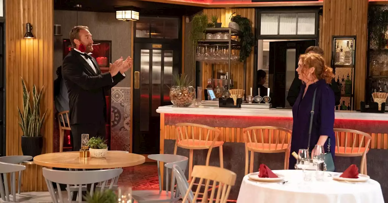 ITV Corrie first look at wedding aftermath for Phill and Fiz as fans divided