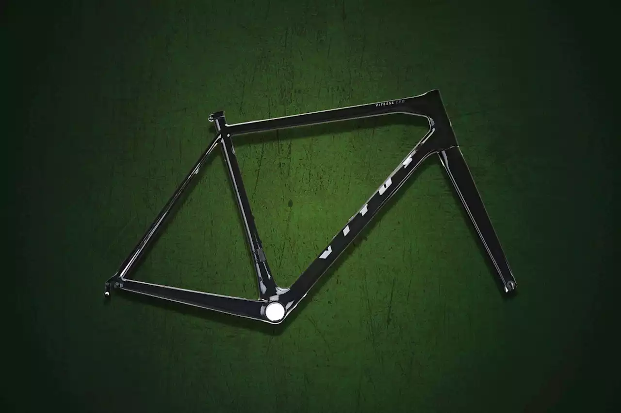 53% off Vitus Vitesse EVO Carbon Rim Brake Frameset | Cycling deals from Dealclincher