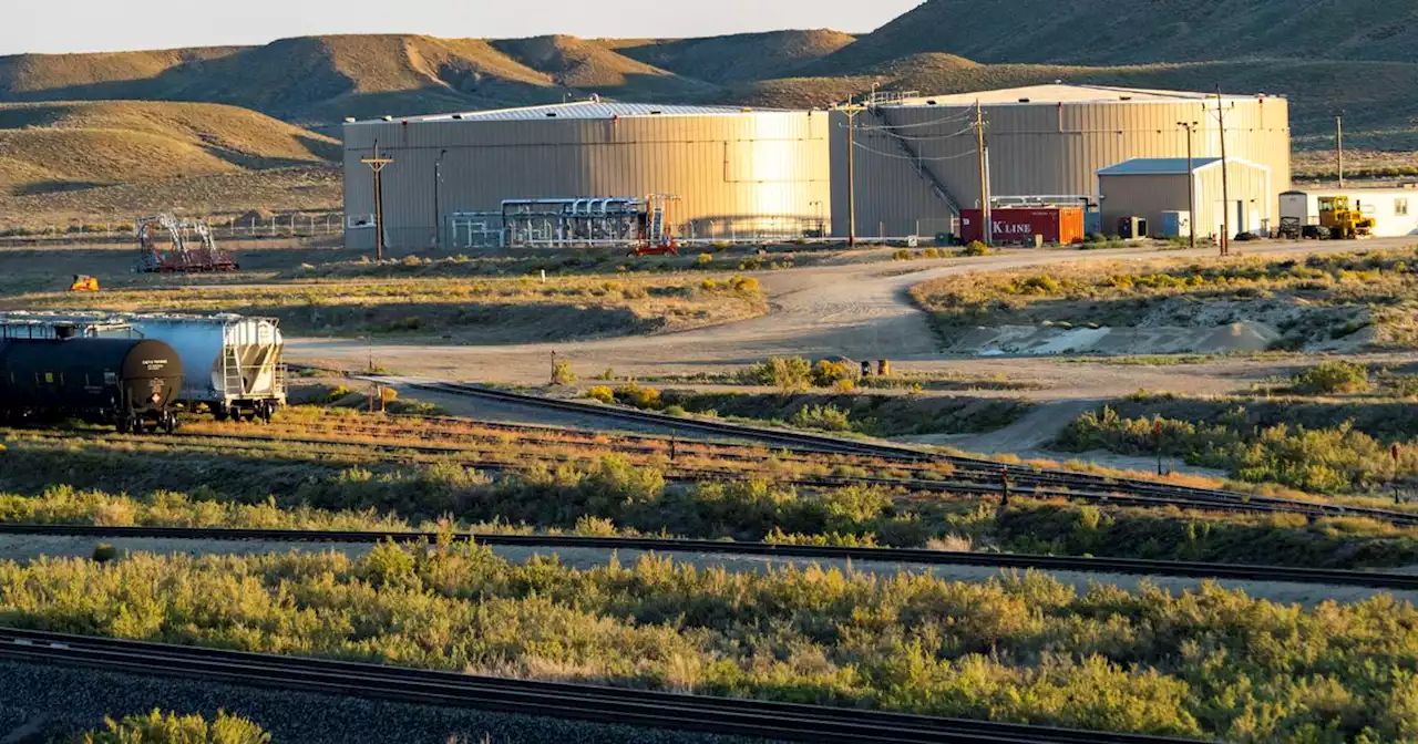 Utah’s proposed oil railroad clears final regulatory hurdle