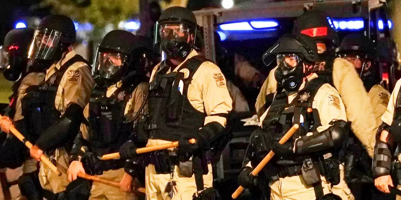 Arizona Moves to Restrict Filming of Police Officers