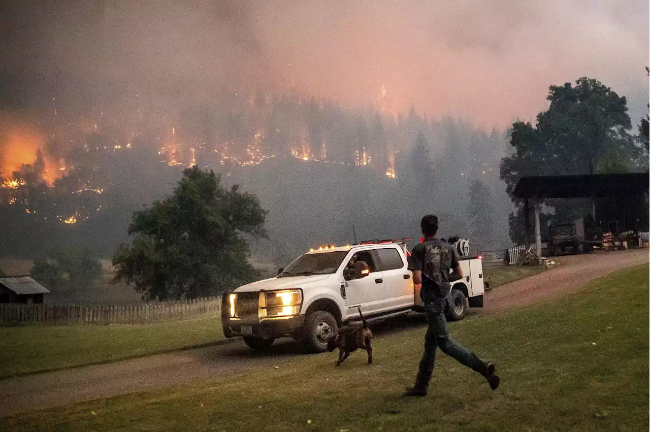 2 bodies found in burned vehicle in California wildfire zone