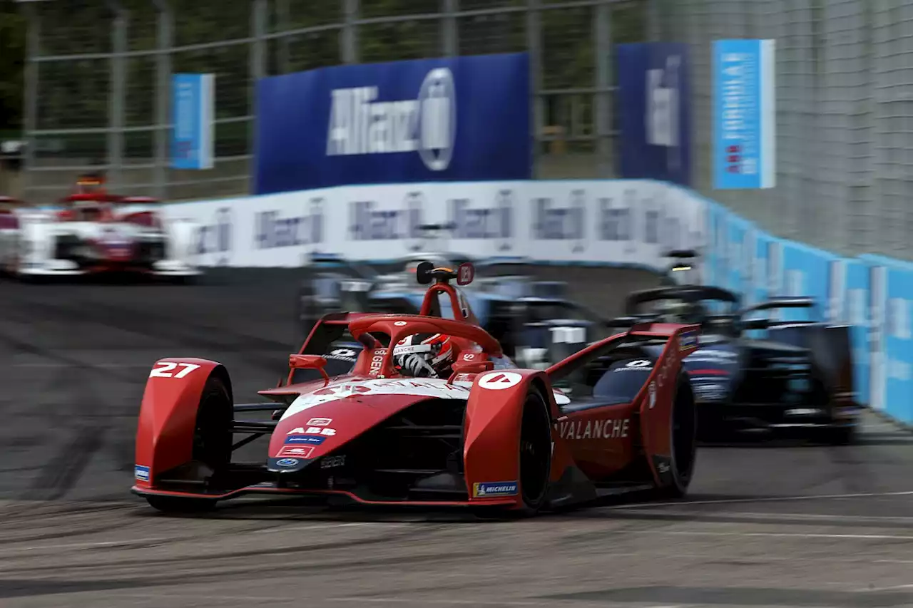 How Formula E's title fight gave way to Dennis and Di Grassi in the dockyards