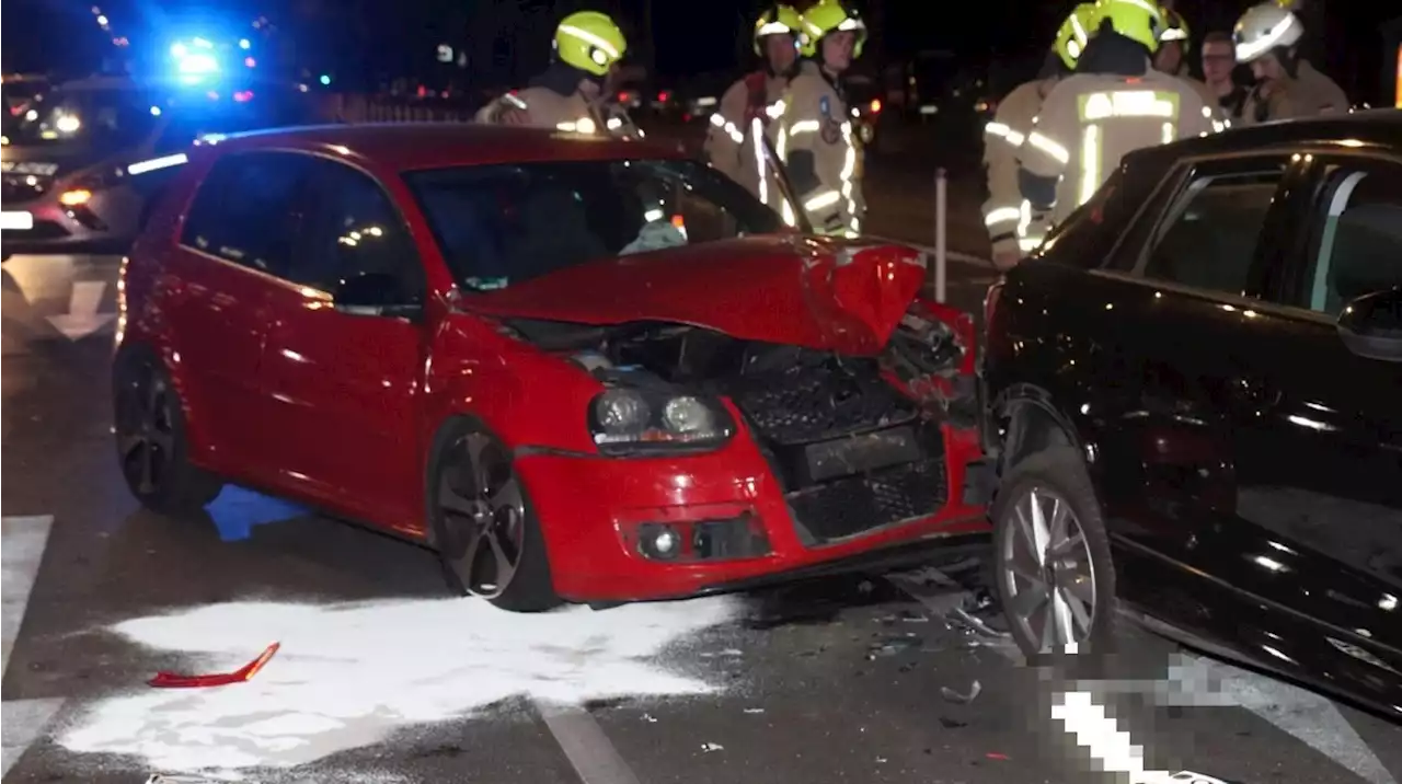 Unfall auf der Frankfurter Allee: Drei Verletzte