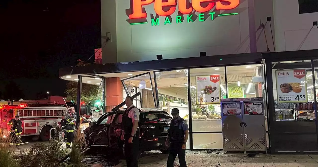 SUV crashes into Pete's Market in West Elsdon