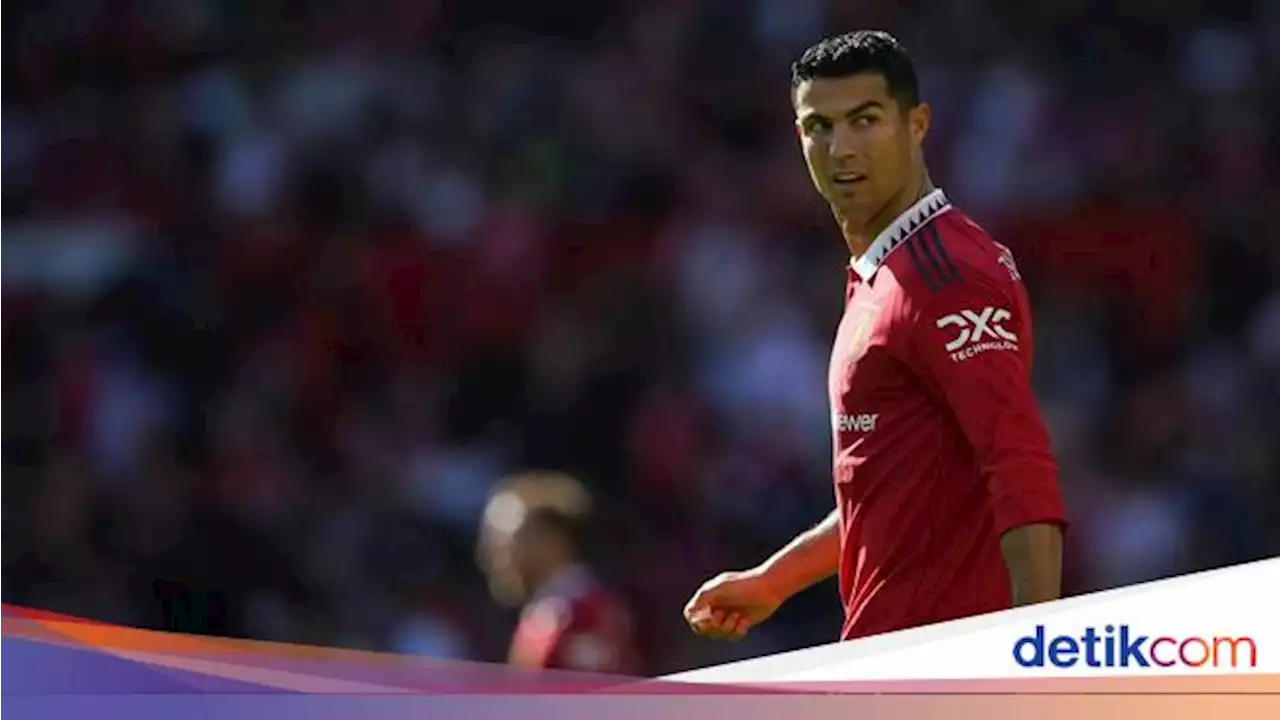 Ronaldo Tinggalkan Old Trafford di Tengah Laga MU vs Rayo Vallecano