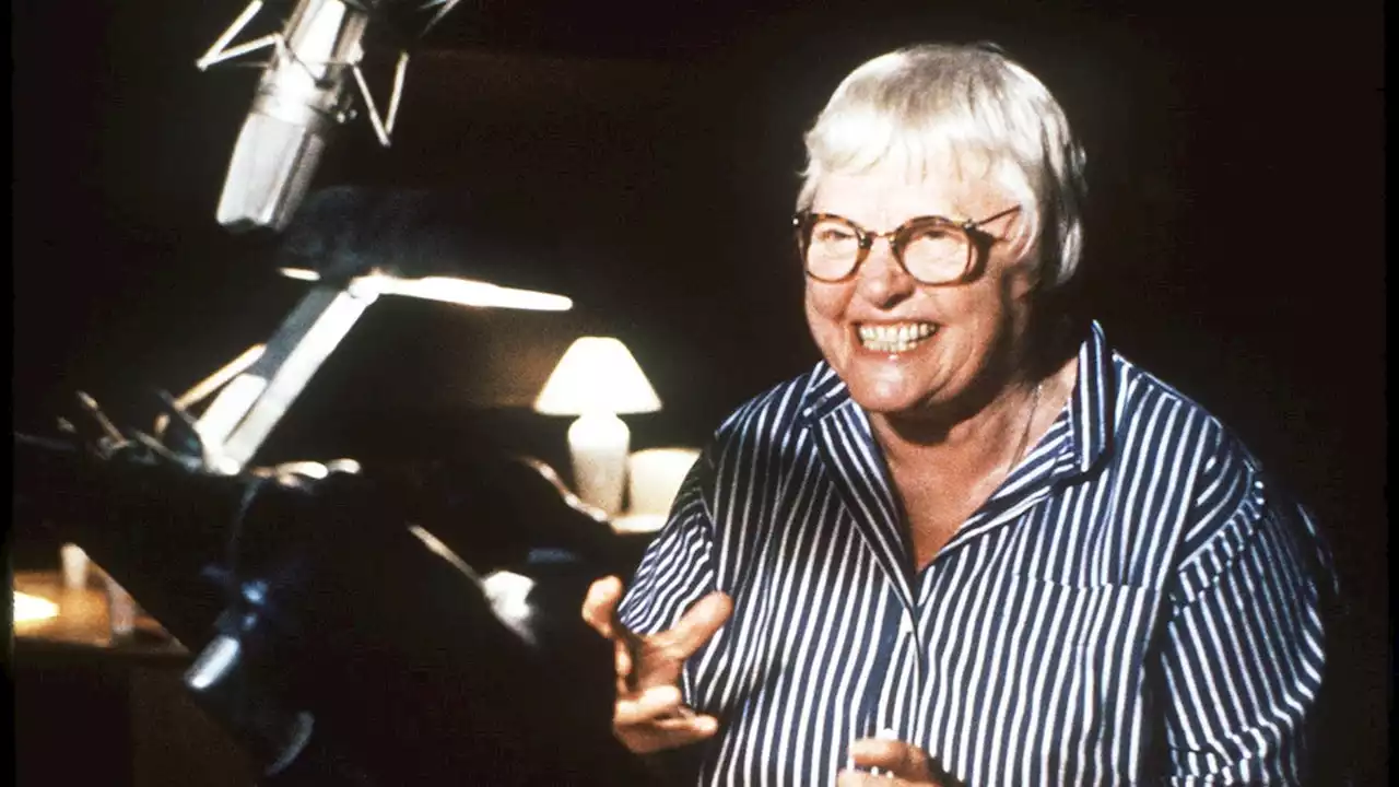 Pat Carroll, voice of Ursula in 'The Little Mermaid and 'Caesar's Hour' comedian, dead at 95