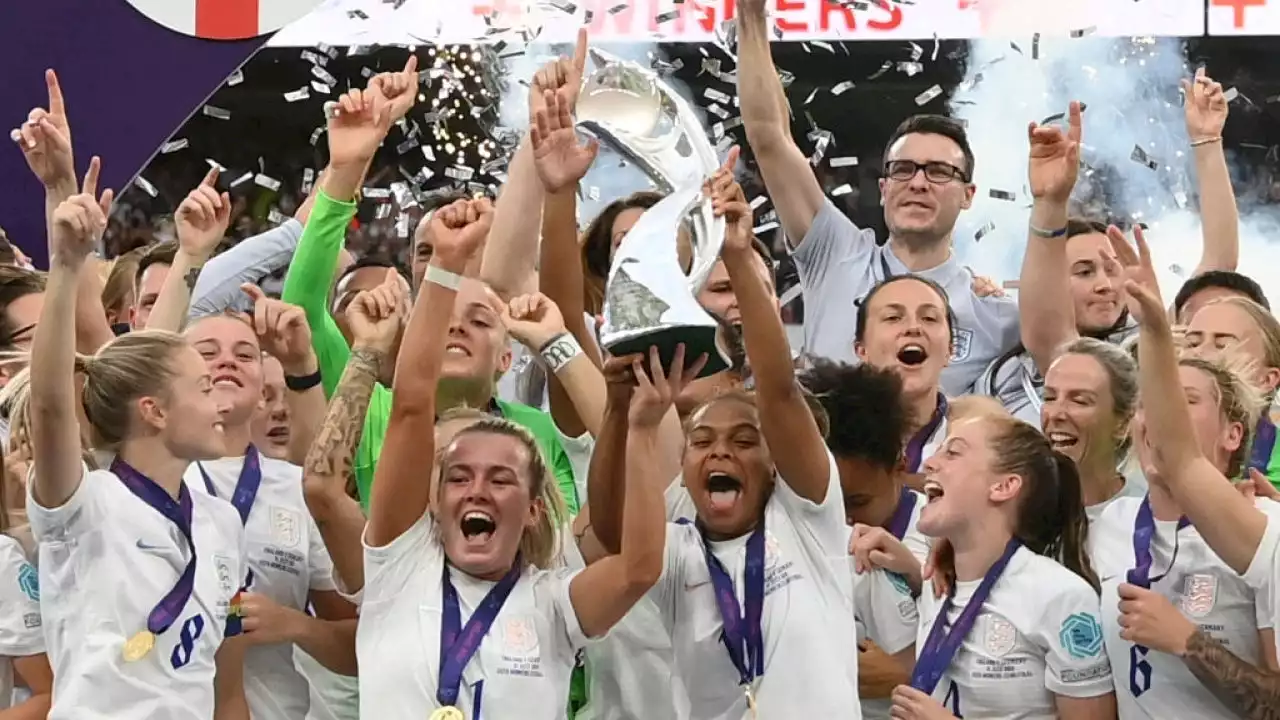 The Queen Congratulates Women's National Soccer Team For Historic Win