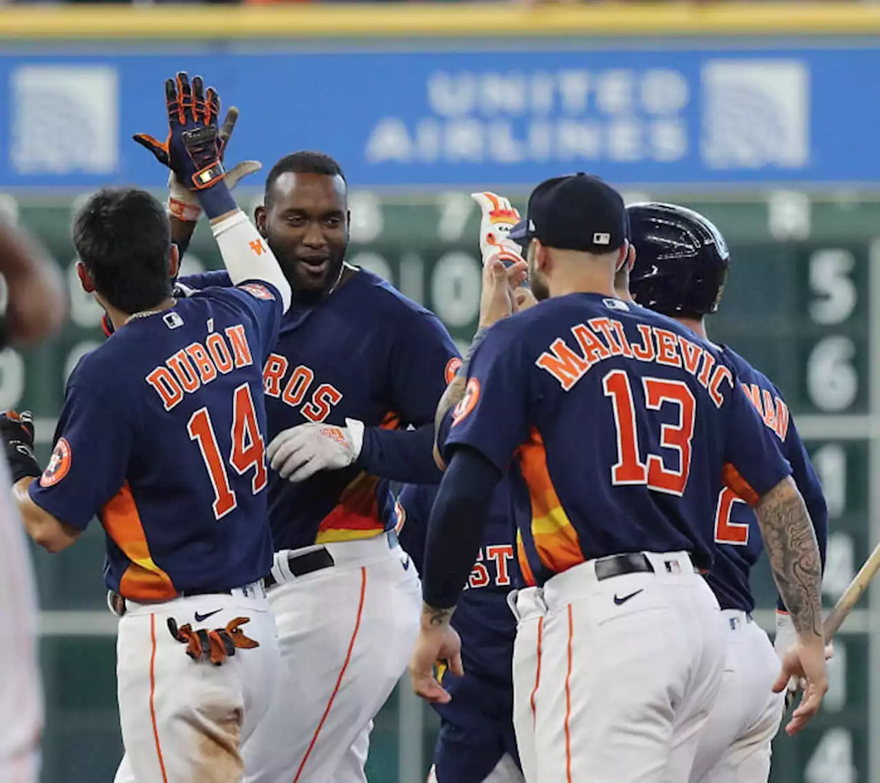 Alvarez hits RBI single in 10th to lift Astros over M’s 3-2