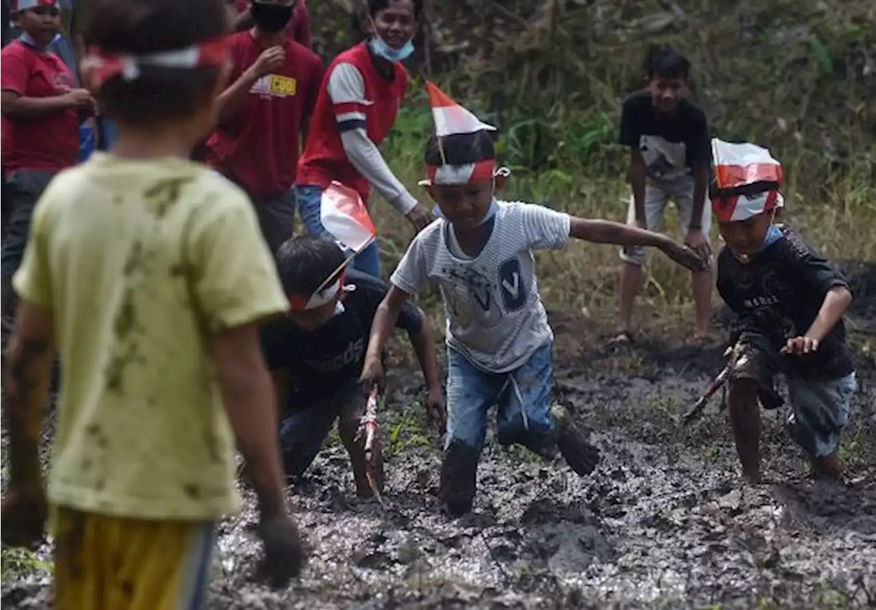 Hore! Masyarakat Bebas Gelar Perlombaan Tujuh Belasan