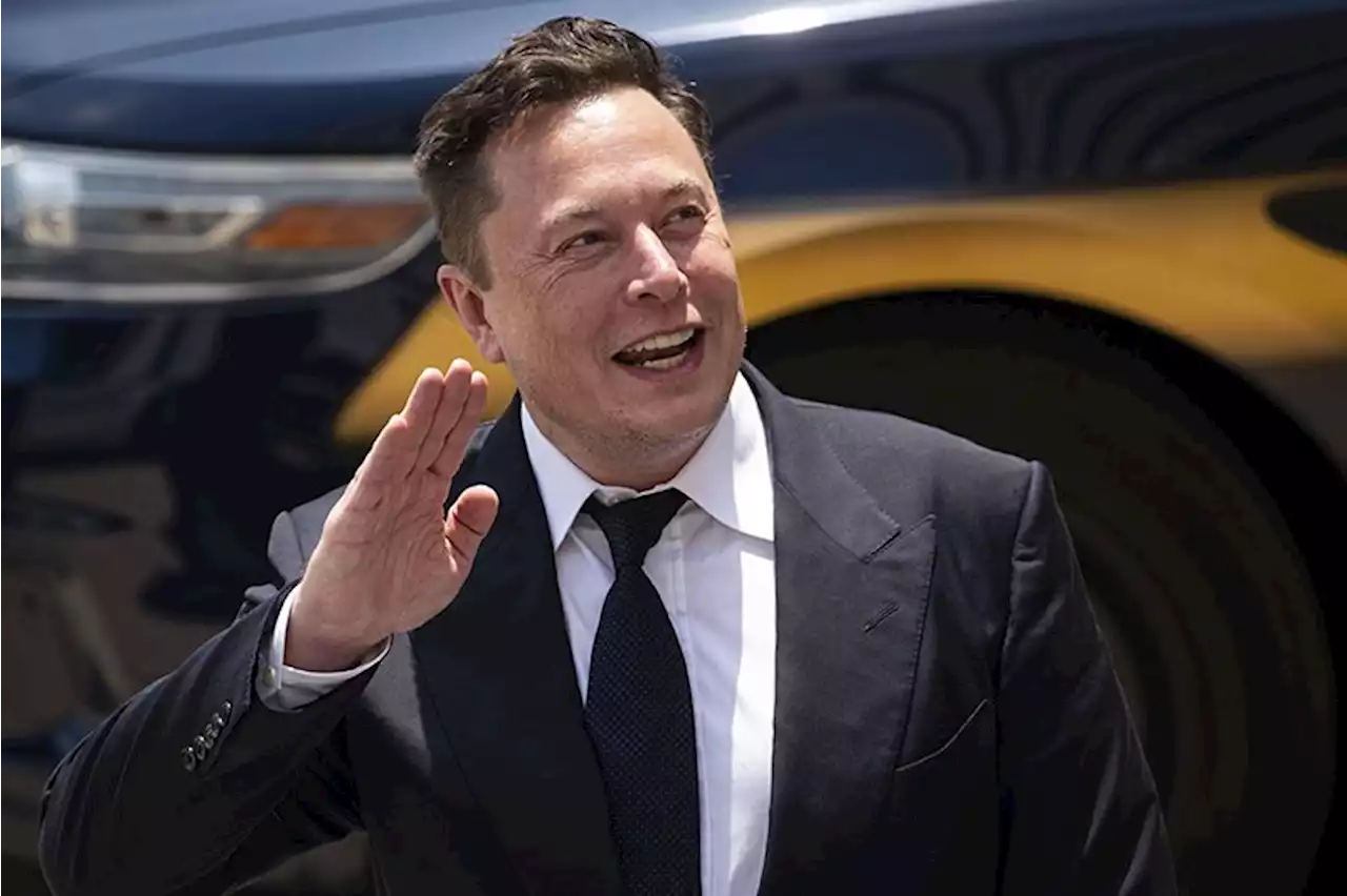 Elon Musk will keep selling Tesla shares even without Twitter deal — investor survey