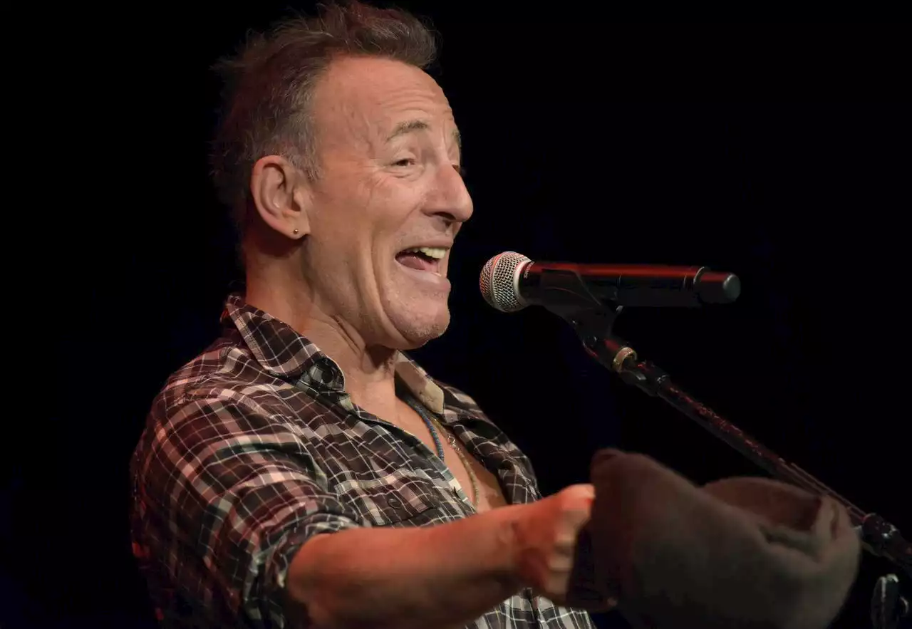 Springsteen stops by beloved Jersey Shore bar, records video for its anniversary