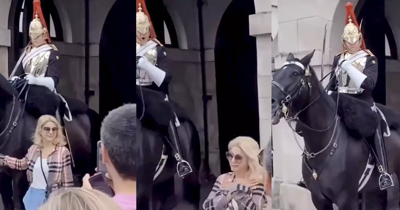 Queen's Guard Screams at Woman Posing for Photo