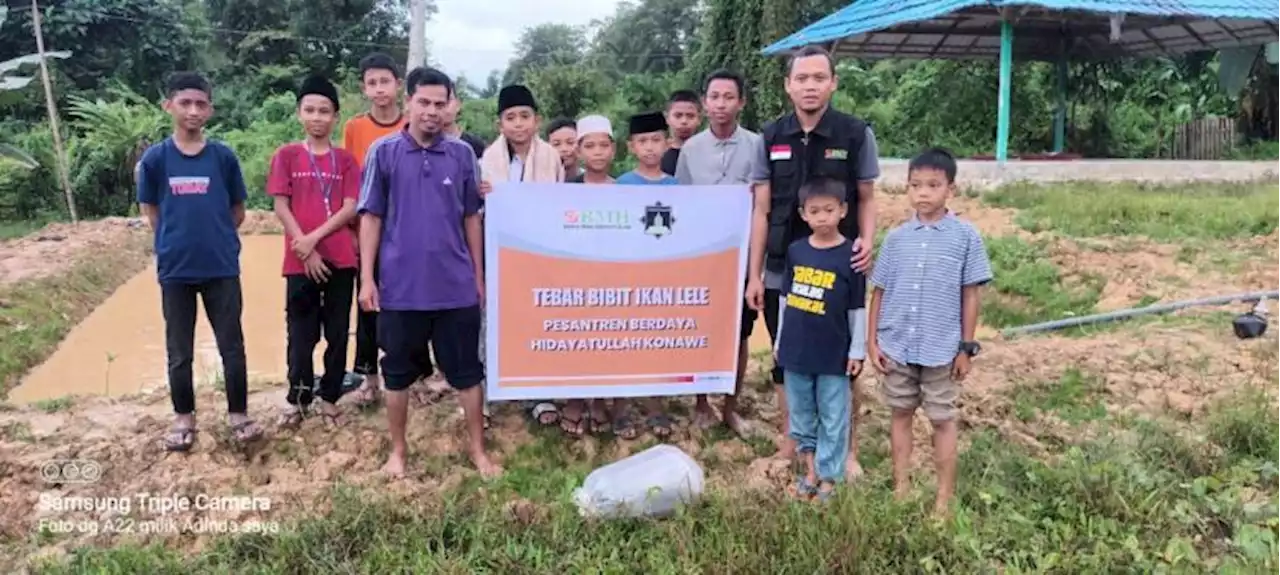 Berdayakan Pesantren,  BMH Tebar Bibit Ikan Air Tawar di Konawe |Republika Online