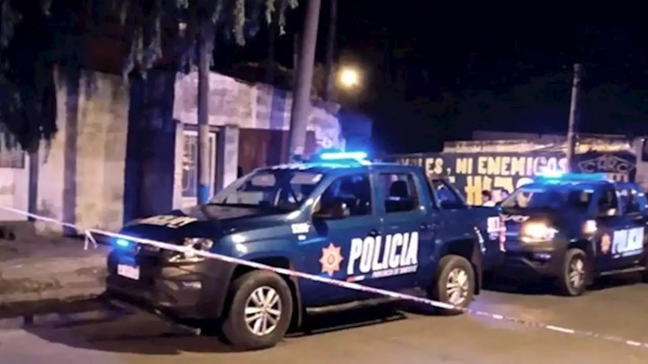 Descubrió a su vecino robándole, lo asesinó y lo enterró en el patio