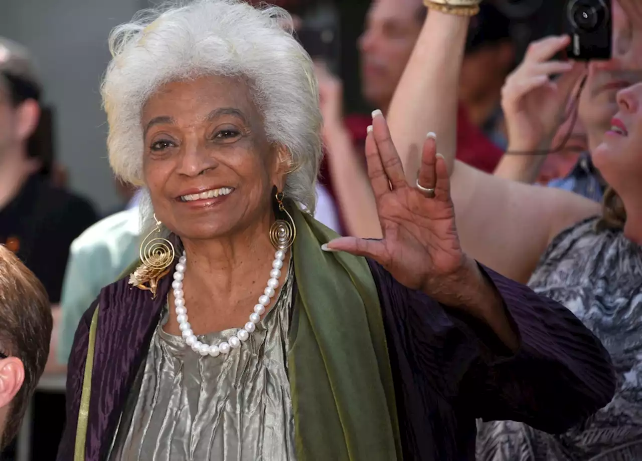 Groundbreaking Actress Nichelle Nichols Dies at 89