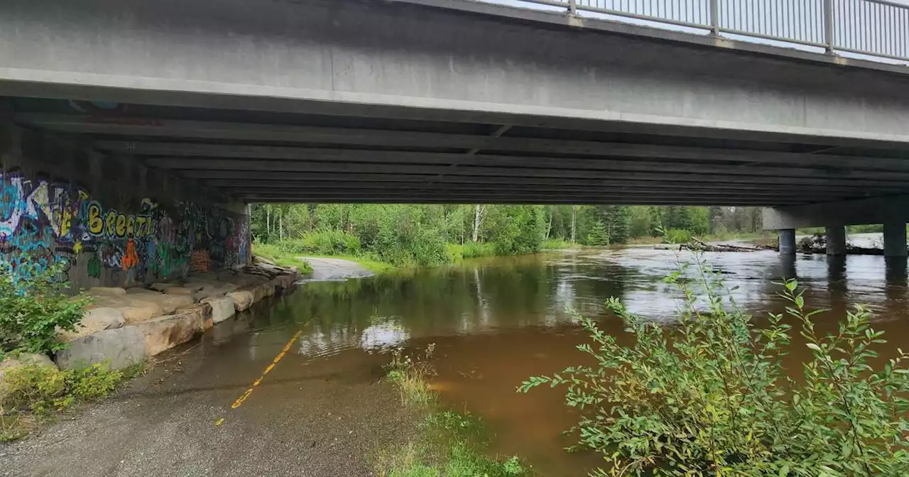 Floodwaters keep roads closed in Mat-Su even after rain ends