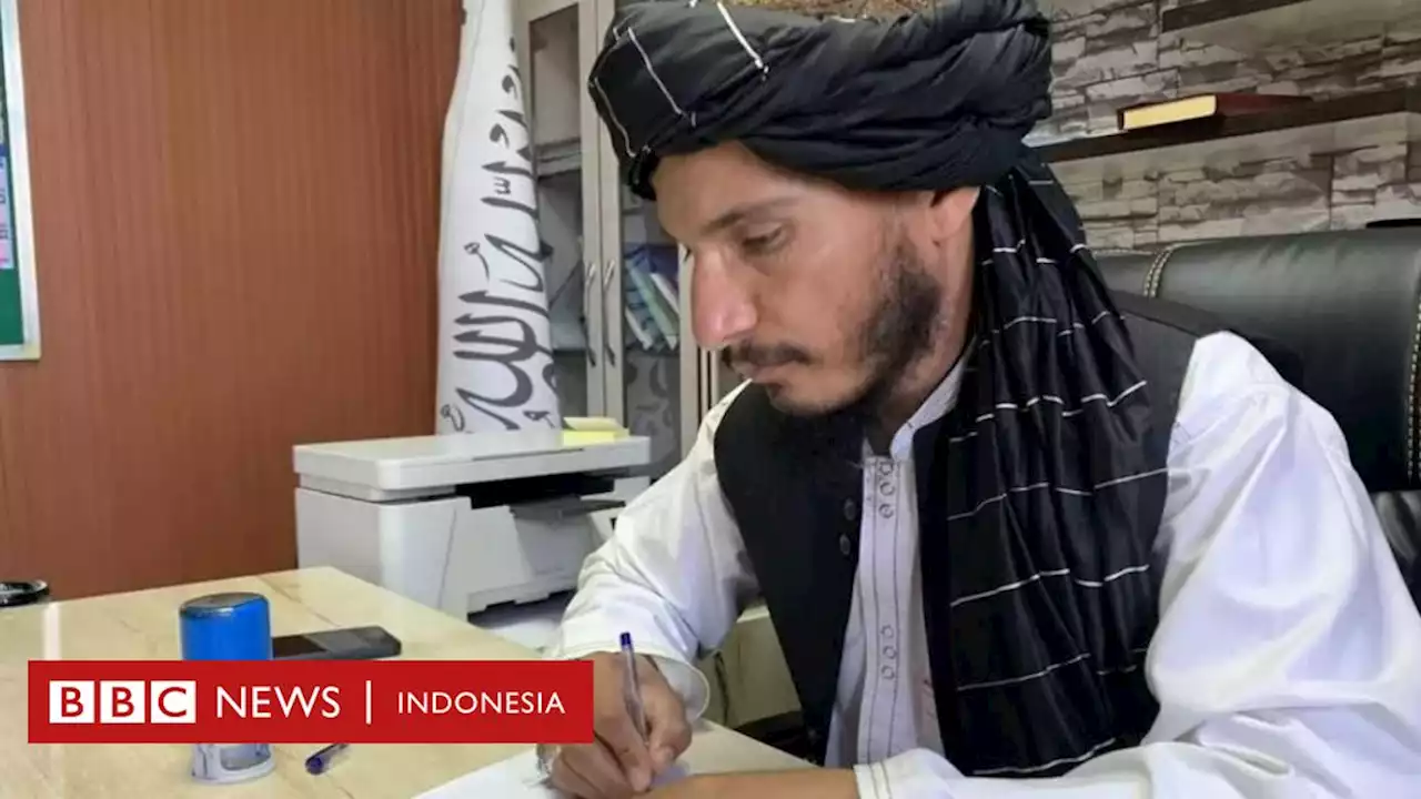 Kisah penembak jitu Taliban yang sekarang jadi direktur pemerintahan daerah di Afghanistan - BBC News Indonesia