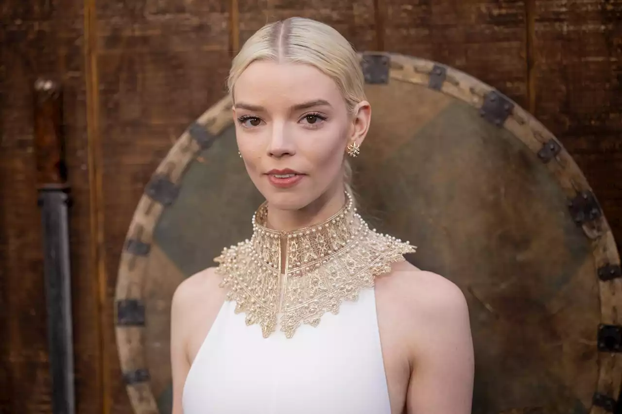 Anya Taylor-Joy Has A Dinner Date From Hell In 'The Menu' Trailer