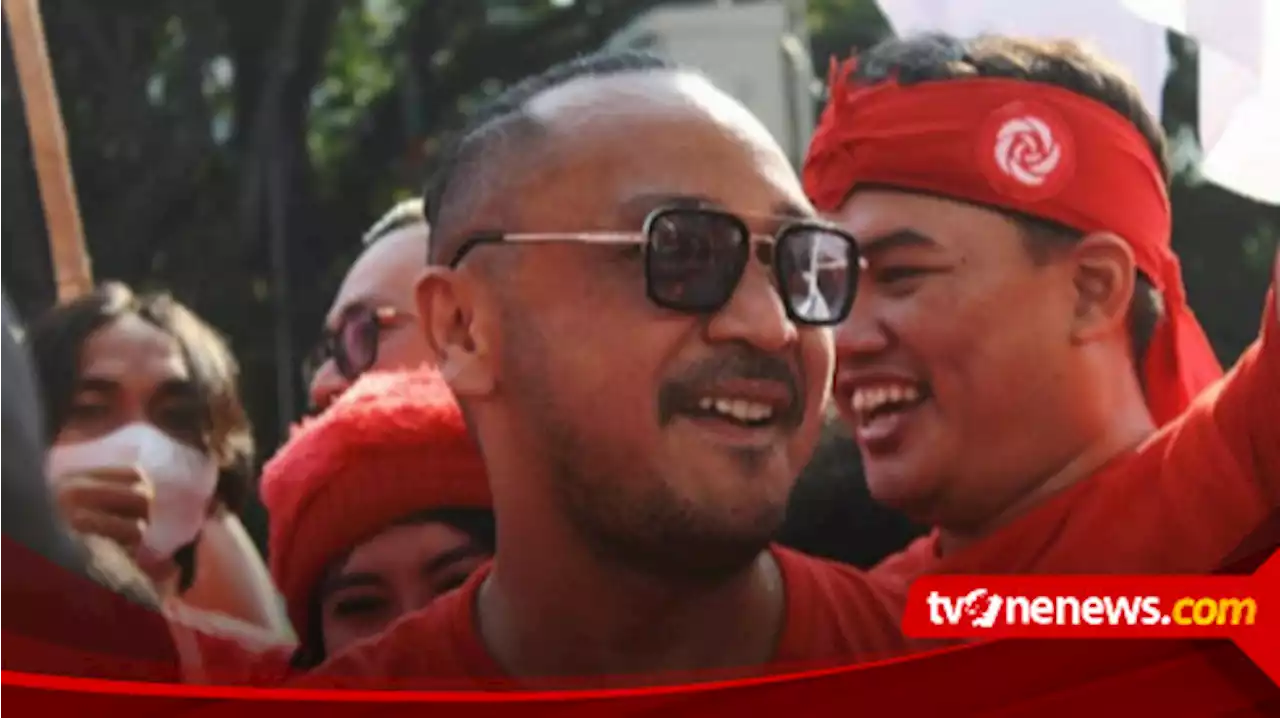 Giring Eks Nidji Pimpin Rombongan PSI Daftar Pemilu 2024