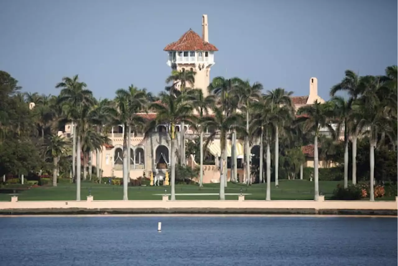 Both sides of political aisle react to FBI’s search of Trump’s Mar-a-Lago estate