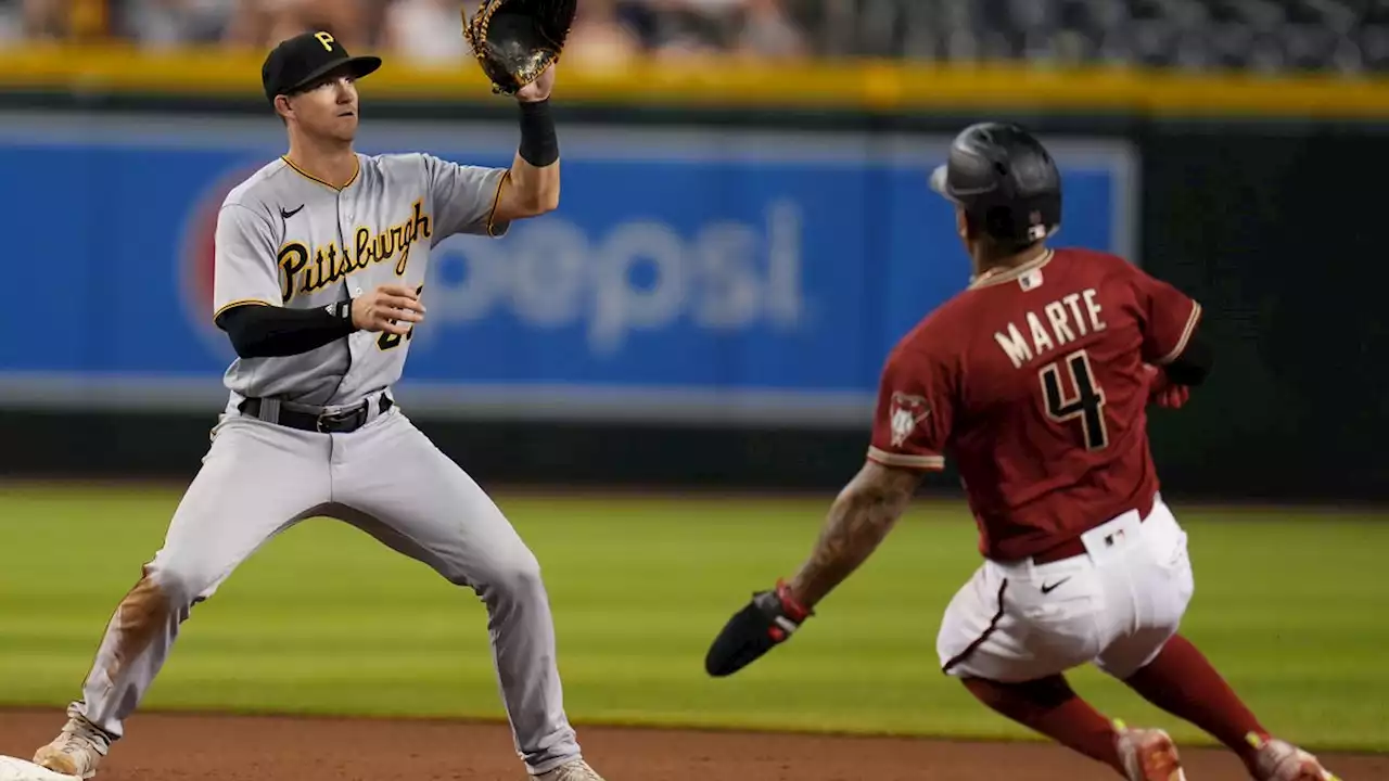 Bizarre ninth inning sequence kills Diamondbacks comeback attempt in loss to Pirates