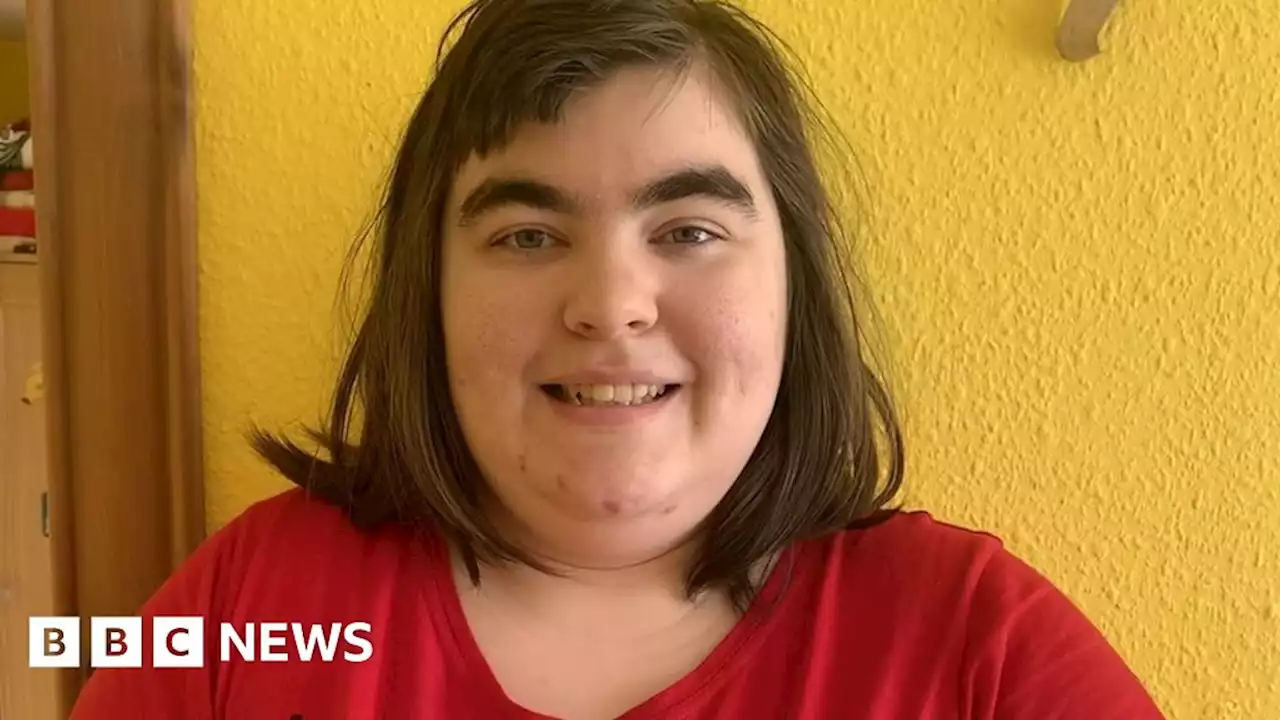 Covid booster jab wait 'horrific' for woman with learning disability