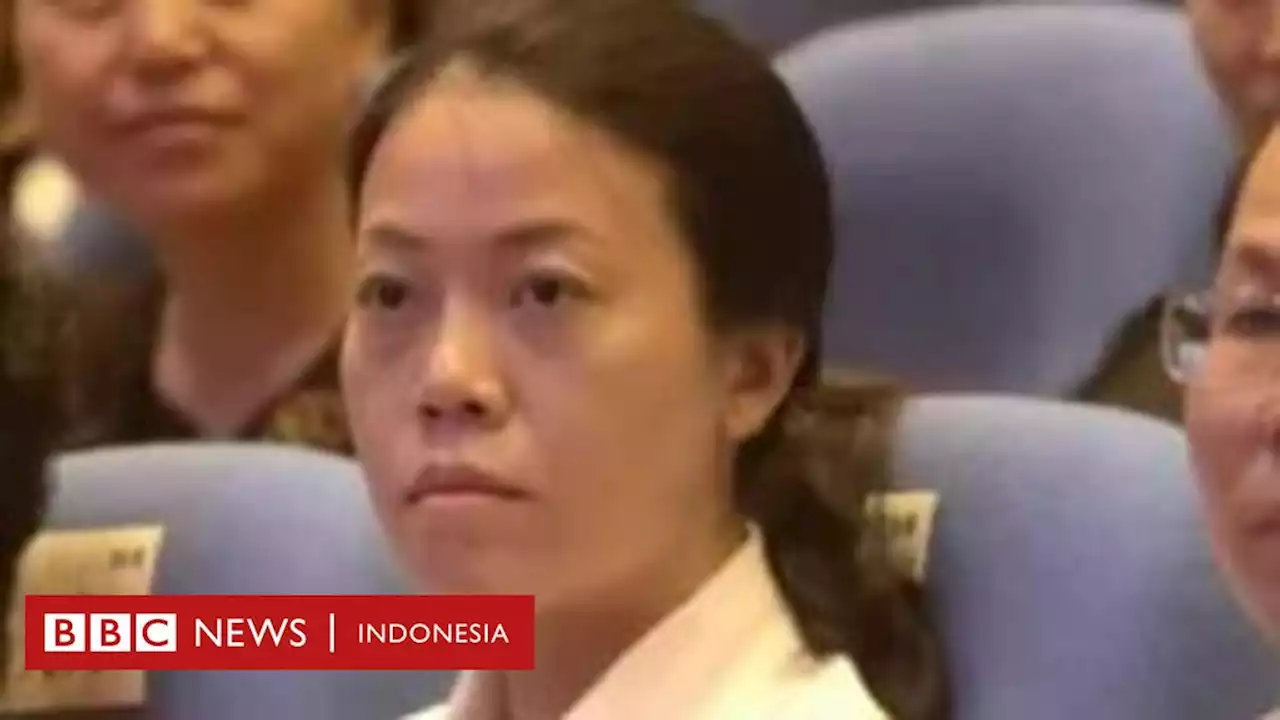 Yang Huiyan, perempuan terkaya di Asia, yang kehilangan setengah kekayaannya dalam waktu setahun - BBC News Indonesia