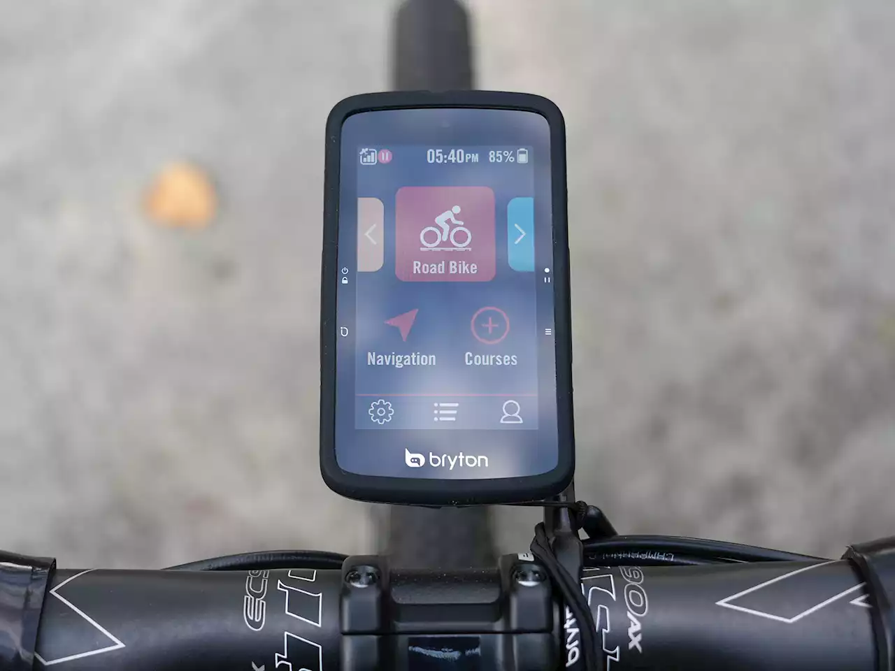 Closeup: Deep dive on the new Bryton S800 GPS cycling computer