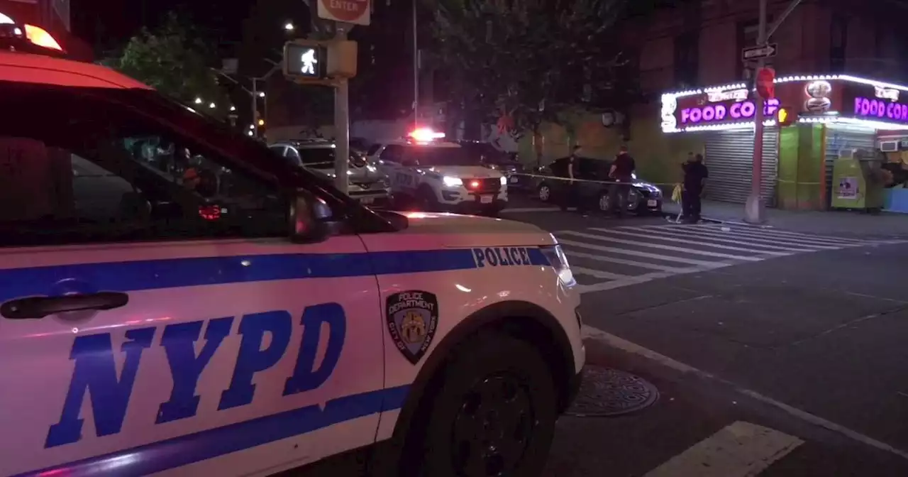 17-year-old shot and killed inside lobby of Bronx apartment building