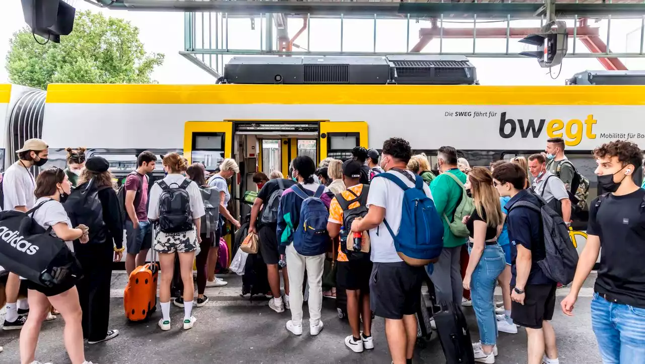 Auswertung von Mobilfunkdaten: Mehr Bahn-Reisen durch 9-Euro-Ticket in ländlichen Tourismusregionen