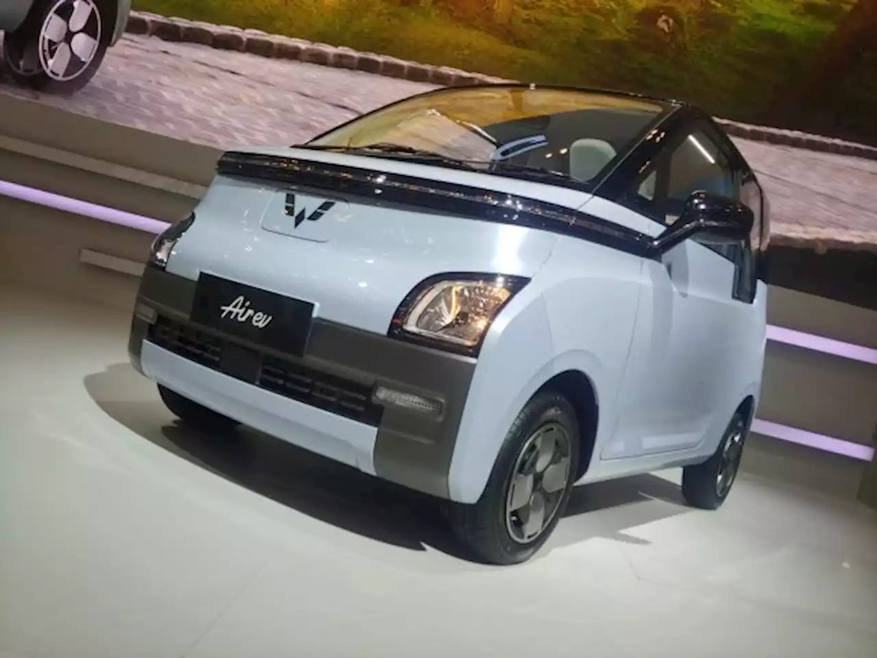 Wuling Air EV Dirilis Global Pertama di GIIAS 2022, Segini Harganya