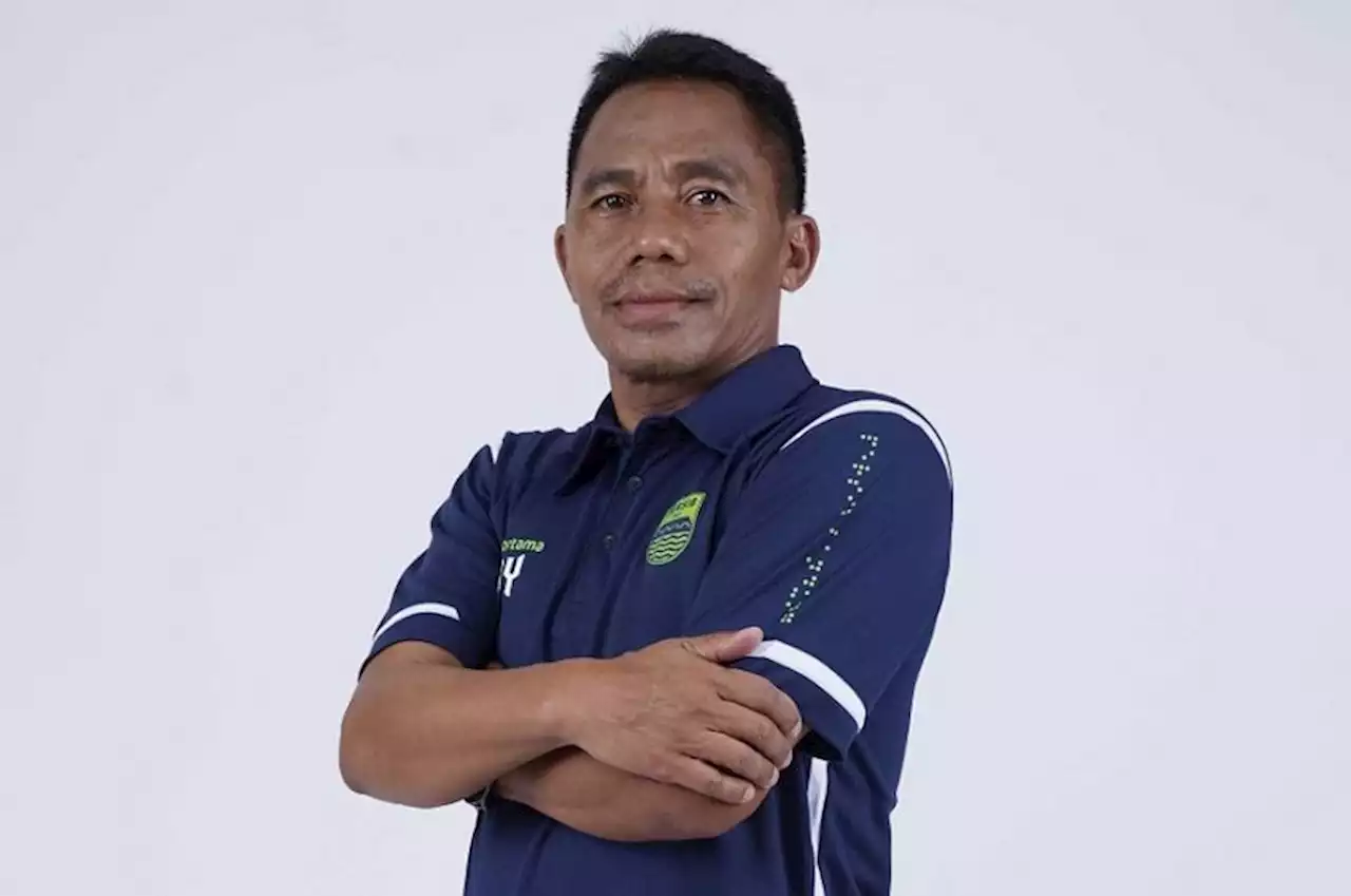 Persib Bandung Tunjuk Budiman Pengganti Sementara Robert Alberts