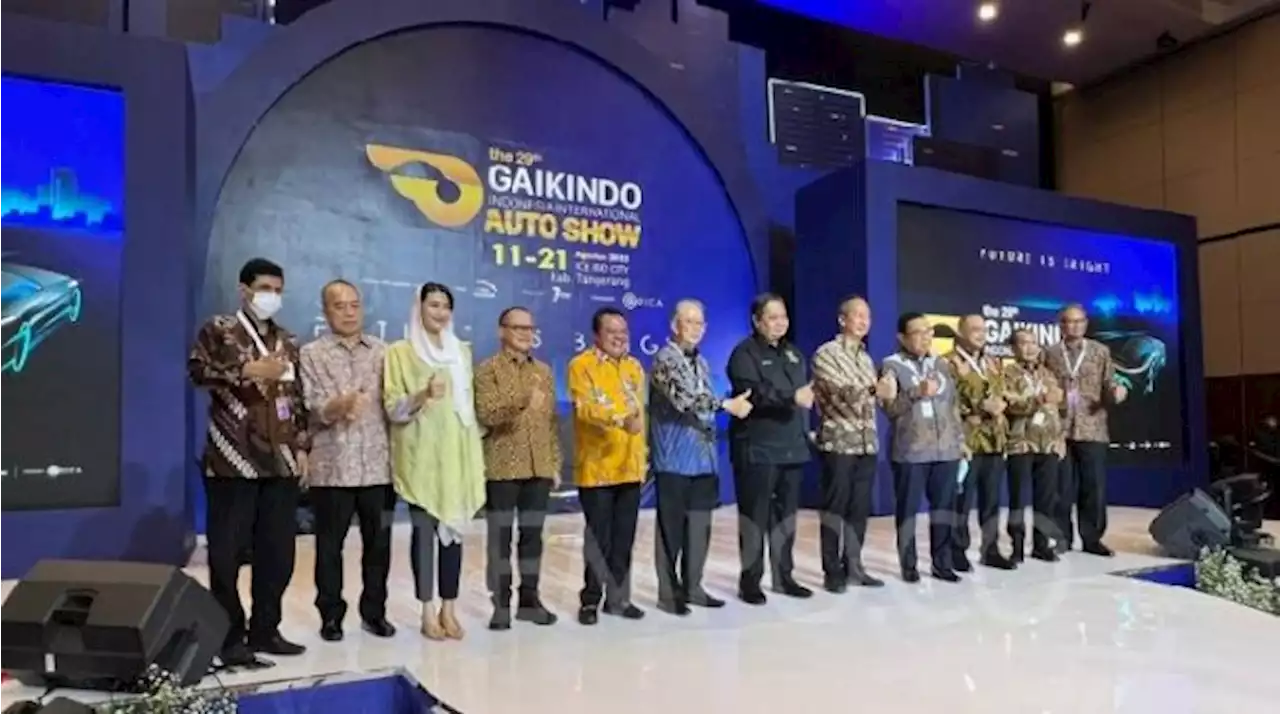 Menko Airlangga Resmi Membuka Pameran GIIAS 2022