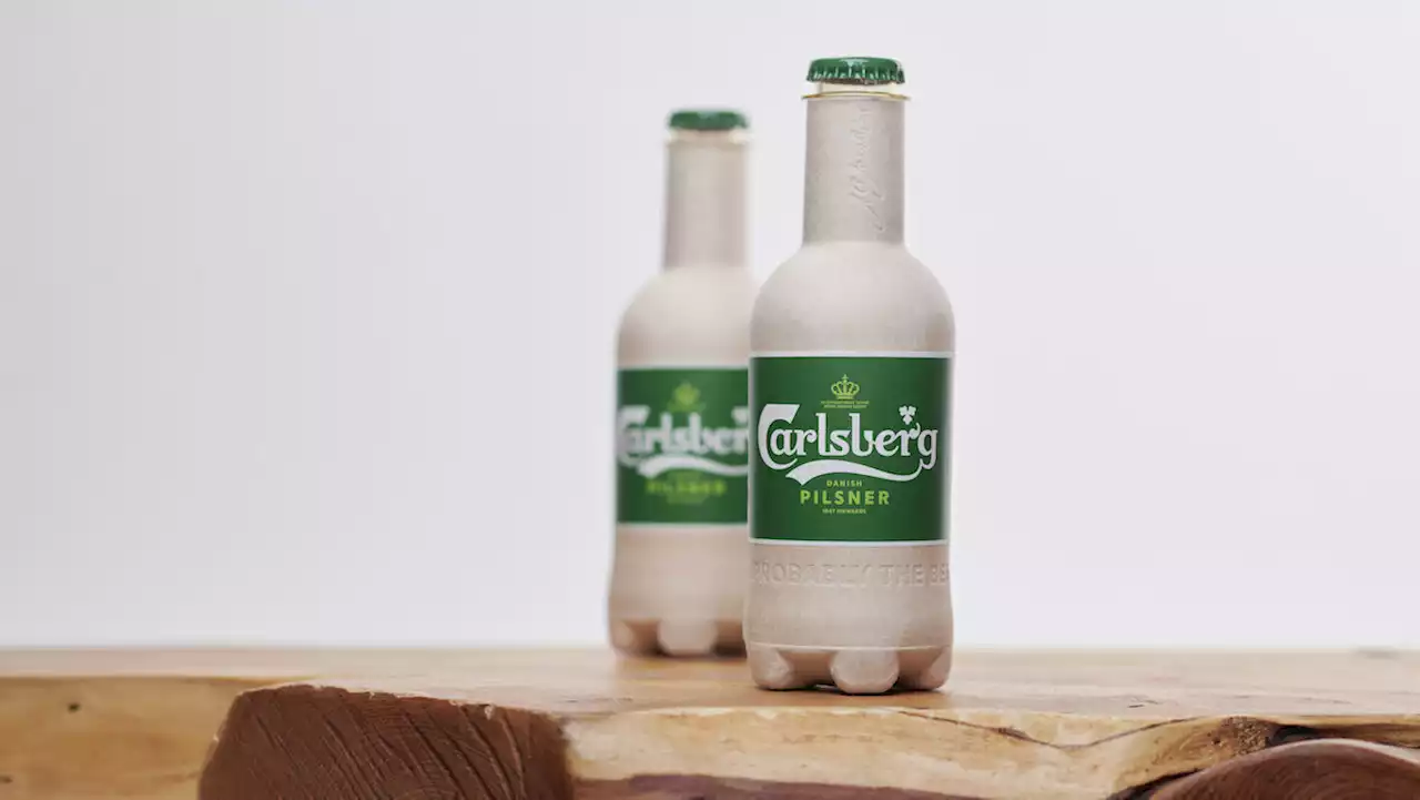 Schluss mit Plastik: Carlsberg plant Bierflaschen aus Holz | W&V