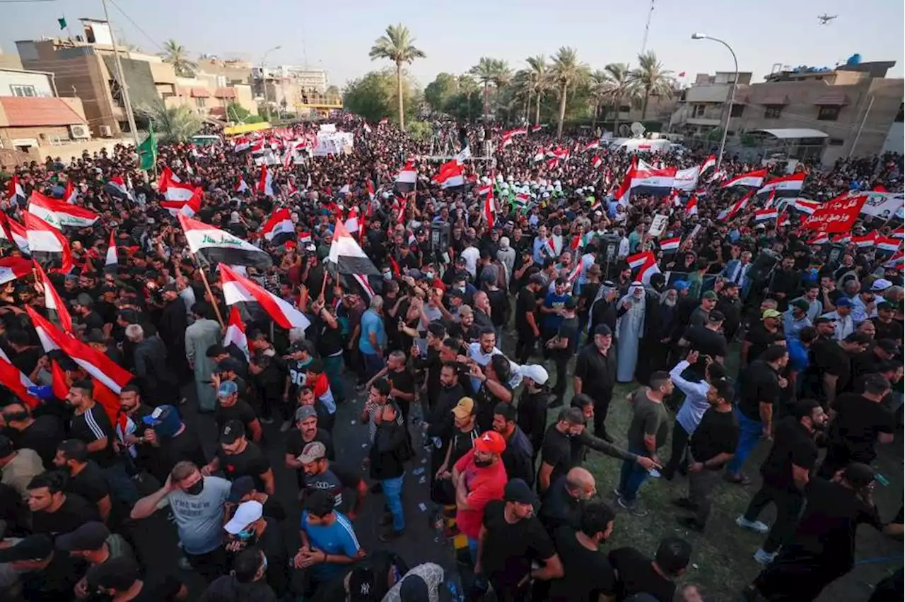 انطلاق 3 تظاهرات متضاربة الأهداف في بغداد | صحيفة الخليج