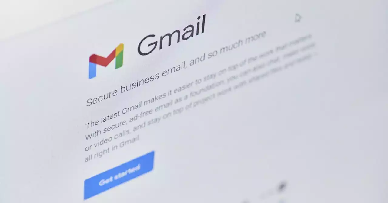 Jim Rossman: How to tell your contacts you have a new email address