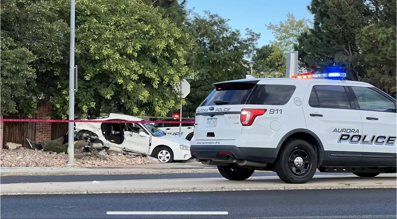 Arapahoe County crash kills man, leaves 4-year-old with life-threatening injuries