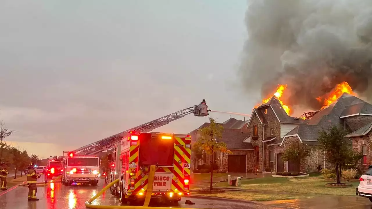 Lightning believed to start two house fires in Frisco