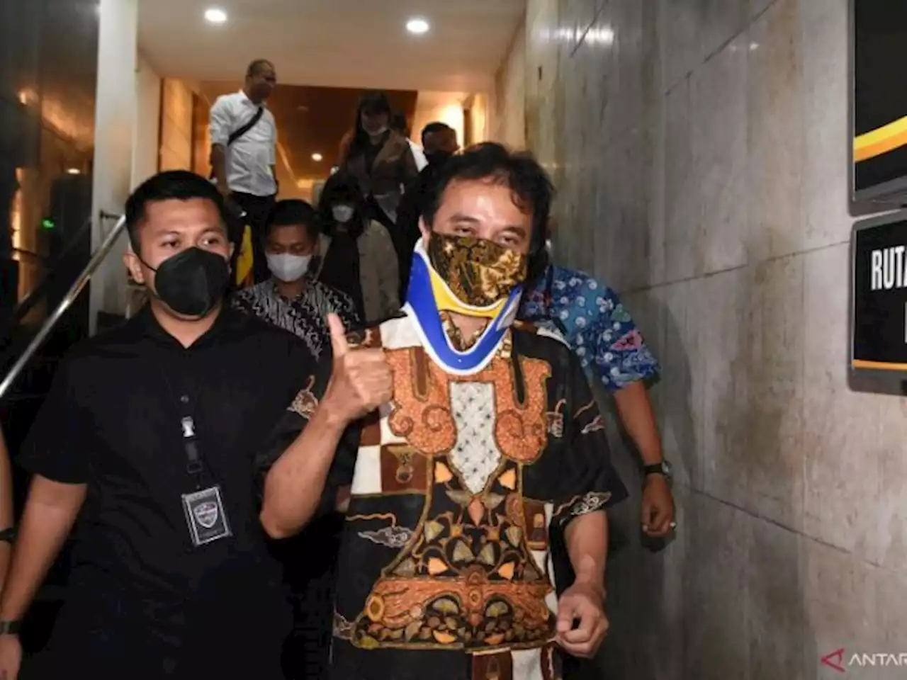 Roy Suryo Tak Akan Diperlakukan Khusus selama di Dalam Tahanan